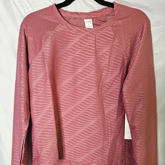 #1 Elegant Women's Long Sleeve Crop Top in Peach Actual Color Second Picture - Picture 1 of 2